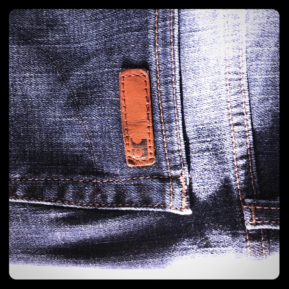 Joe’s jeans for sale! W 32 “Brixton” designed inLA